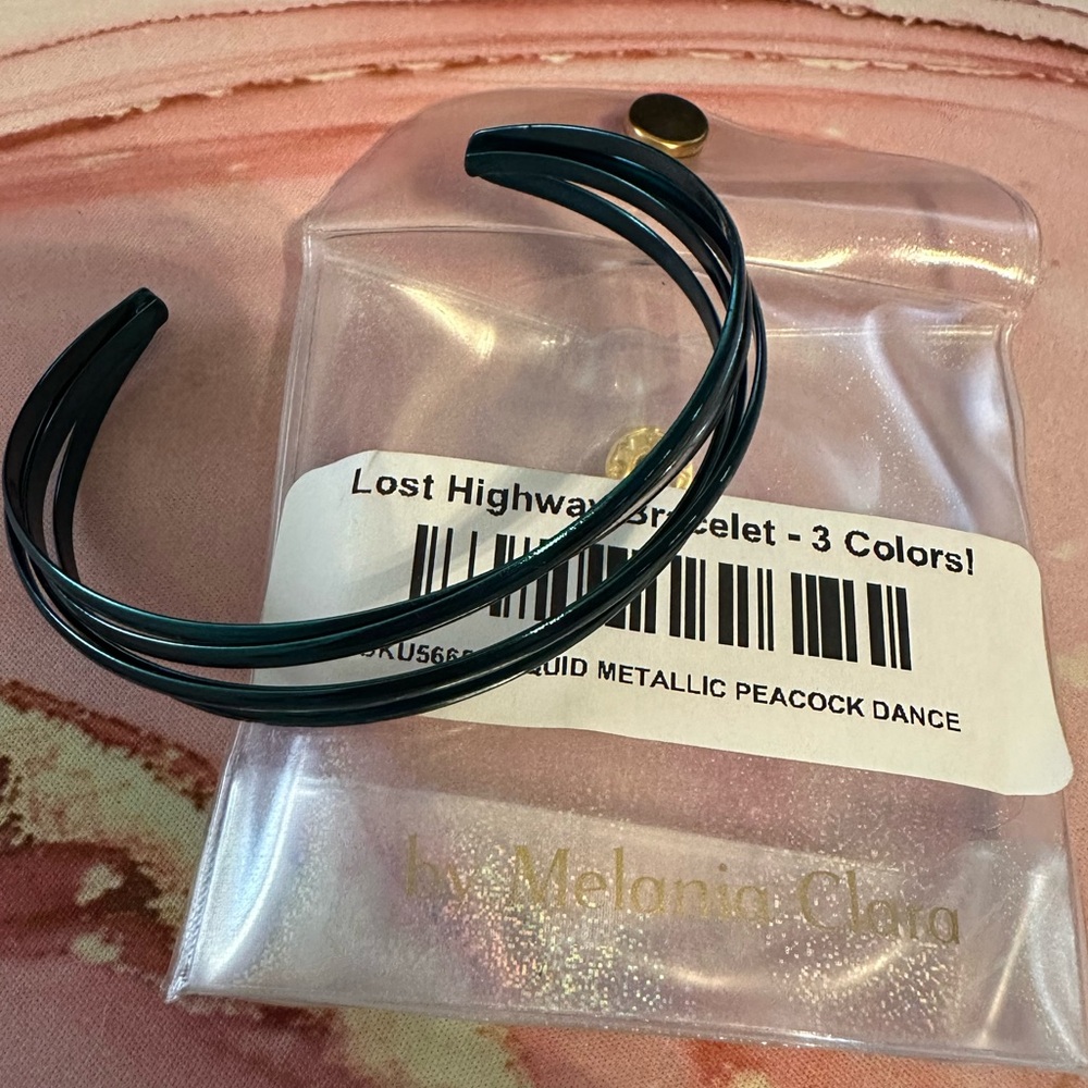 By Alexa Rae bracelet - Picture 2 of 2